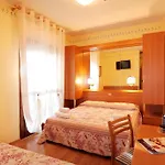 Hotel Germania 3*